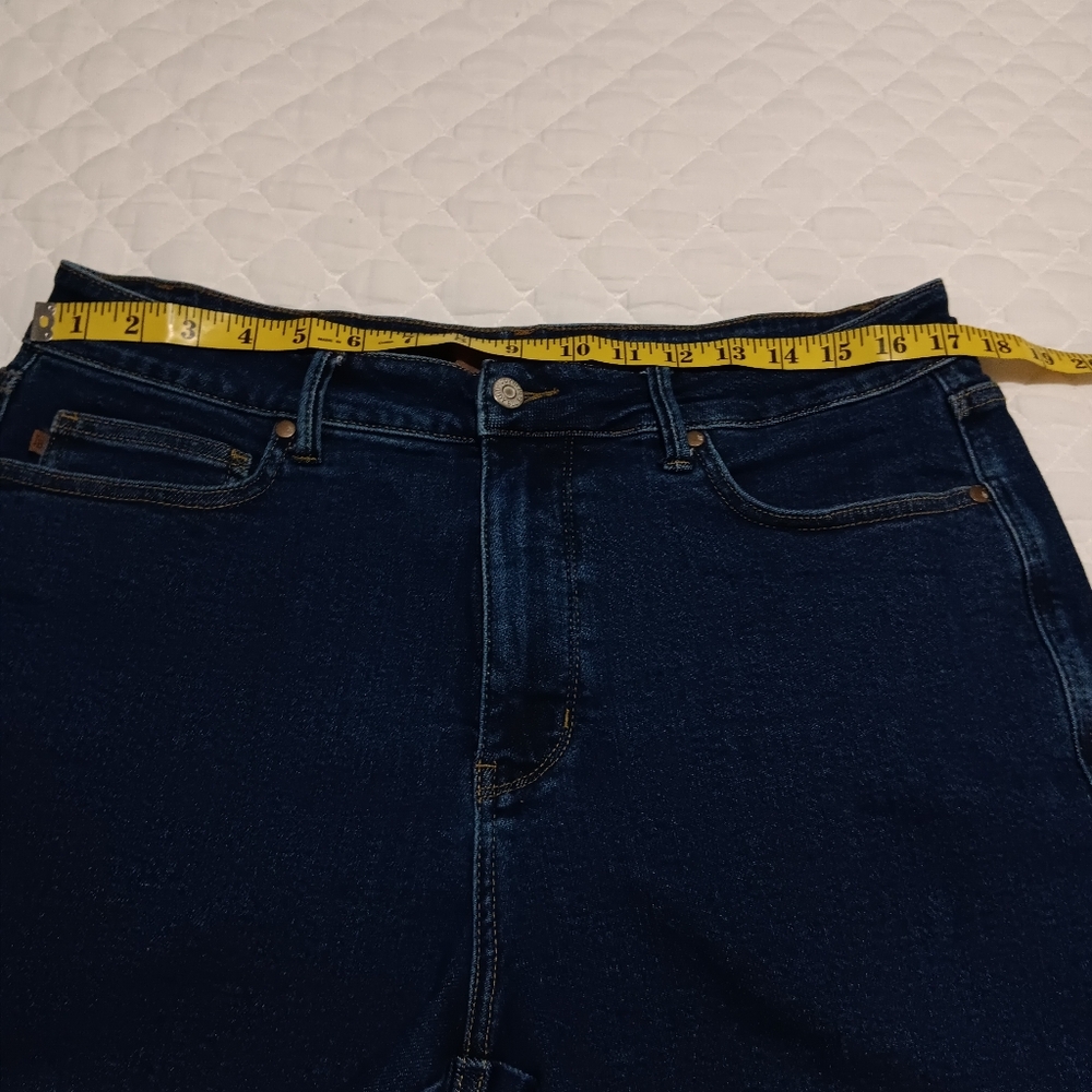 EUC Judy Blue Dark Blue Denim Shorts Size 1XL - Picture 10 of 13